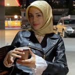 Meryem - @mariarollss - Instagram