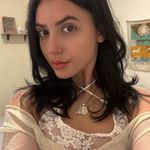 Maria Eugenia Schweitzer - @schweitzermaria - Instagram