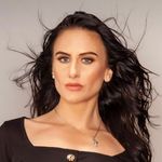 Maria Petrogiannis - @mariasellspa - Instagram