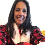 Maria Ticas Garcia - @runsreadswines - Instagram