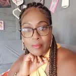Maria Usher - @vegafaye - Instagram