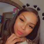 Mariah Barnett - @riah_34 - Instagram