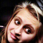 Mariah Carter - @frootyloops - Instagram