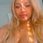 Mariah Curry - @youngwollf - Instagram