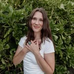 Mariah Hatch // Emotion Processing Yoga Coach - @honeybeyoga - Instagram