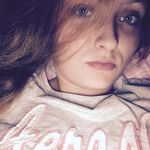 Mariah Walls - @m.n.w._.100 - Instagram