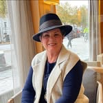 Marie Archer - @mariearcher13 - Instagram