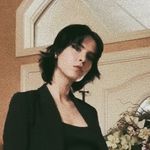 Marie Barton - @olyvqe - Instagram