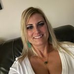 Lisa Marie Beard - @lisabausell - Instagram