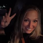Abby Marie Benning - @lovelaughterandataurus - Instagram