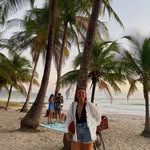Marie Bourdeaux - @mariebourdeaux - Instagram