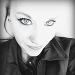 Marie Chartier - @happythefuckupbro - Instagram