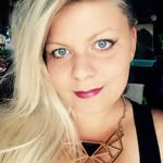 Marie Chartier - @madecrazynbeautiful - Instagram