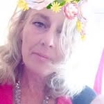Marie Davey - @jesholscarub - Instagram