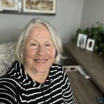 Marie Ferris Becker - @marie26120 - Instagram