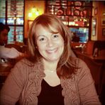 Marie Lemos - Facebook