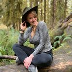Marie Lutton - Facebook