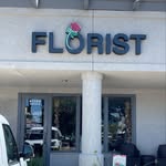 A Family Tree Florist- Marie Schroeder - @afamilytreeflorist_temecula - Instagram