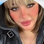 Marie
💇🏼‍♀️ - @mariestillmarie - Instagram