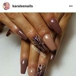 Marilyn Henry - @mvibe95 - Instagram