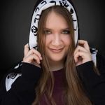 Marina Burns - @marinamburns - Instagram