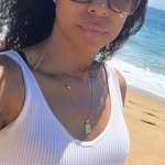 Marina Curry - @_peacelovelight_ - Instagram