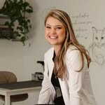 M.v. Esp. Marina Beckenkamp - OFTALMOLOGIA VETERINÁRIA - @marinabeckenkamp - Instagram