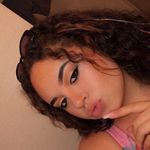 Marina Johnson - @marrayray25 - Instagram