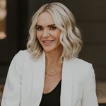 Marina Lyon Shaw - @marinathelyon - Instagram