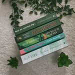 Marina 📖 - @marina__reads - Instagram