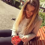 Mario Dedivanovic - @nnaceupbunnareo - Instagram