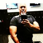 Mario Downing - @controlurworld - Instagram