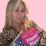 Marisa | Book Lover - @marisareads_ - Instagram