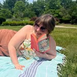 Marisa - @yesmarisareads - Instagram