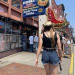 Marissa Beck - @marissa.beck15 - Instagram