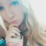 Marissa Bowling - @xmaybe.one.dayx - Instagram