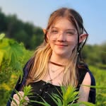 Marissa DeVries - @magicalmisa - Instagram