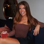 Marissa Meyer - @marissameyer17 - Instagram