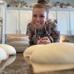 Marissa Mullen - @3bowsbakery - Instagram