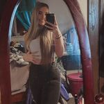 Marissa Rowan - @marissarowan15 - Instagram