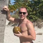 @mark_dominik - Instagram