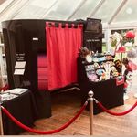 Mark Healey - @justsmilephotoboothhirenewport - Instagram