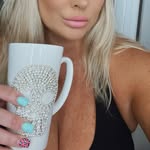 Mark Howder Jamie Howder - @bubblywineandbling - Instagram