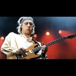 Mark knoplfer/Dire straits - @mark_knopfler_apprectiaton - Instagram