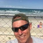 Mark Renner - @renner4371 - Instagram
