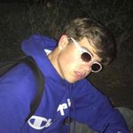 mark sells fish sticks - @heysoyeahbro - Instagram