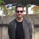 Mark Whiteley - @shoelaceyogafun - Instagram