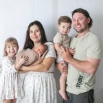 Tamara, Corey , Savannah, Thomas & Marlee - @haus.of.holmes - Instagram