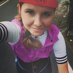 Marta Hull - @marta.hull - Instagram