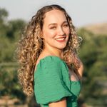 Martha Estrella - @mestrella95 - Instagram